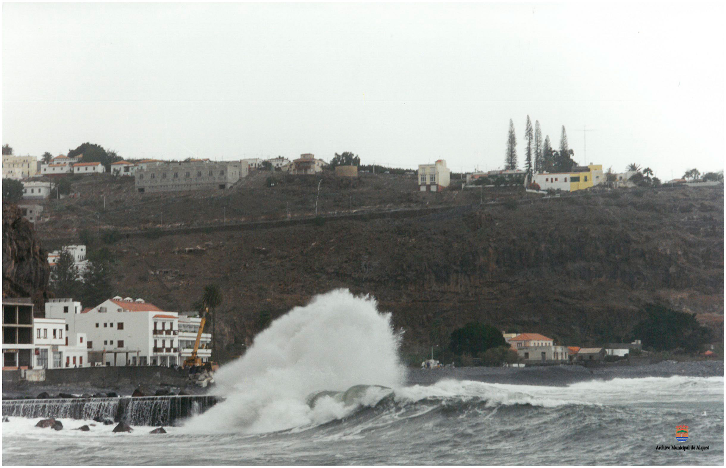 Temporal de mar de 1999. Playa Santiago